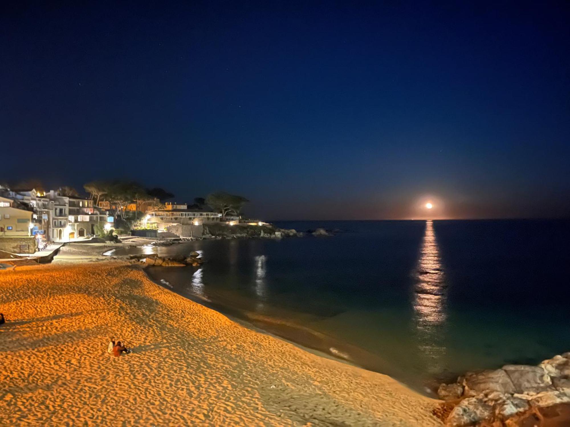 Calella De Palafrugell - Piso Reformado Con Piscina, Wifi Y Parking Gratuito Apartment Exterior photo